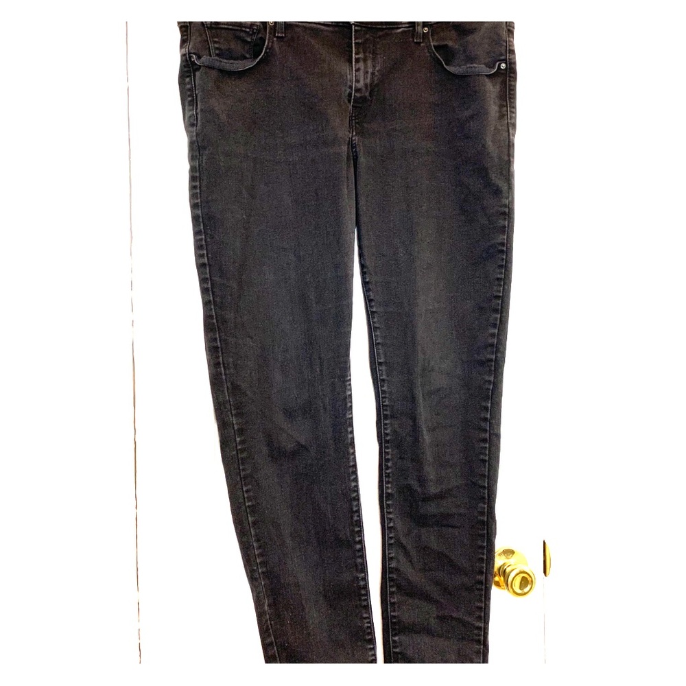 Levi's 711 Skinny Jean
